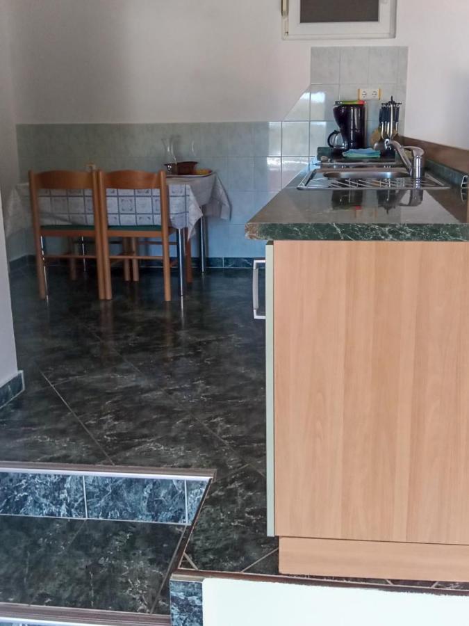 Apartmani Frka Sali Eksteriør billede
